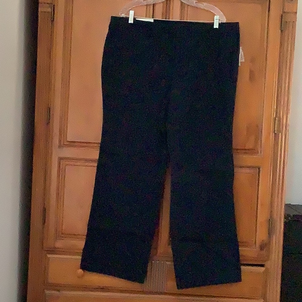 New woman’s dark blue with pinstripes trousers size 20 regular